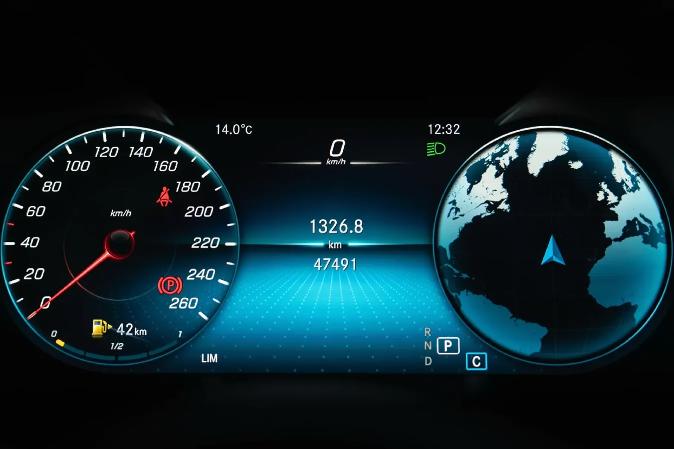 2021 Mercedes-Benz GLC Class 2.0T 197HP L4 9AT,autocango,china used car exporter,china ev exporter,chinese used car exporter,chinese used ev exporter