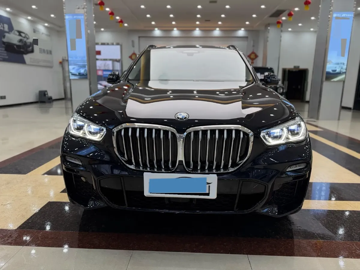 2020 BMW X5 3.0T 340HP L6 8AT,autocango,china used car exporter,china ev exporter,chinese used car exporter,chinese used ev exporter