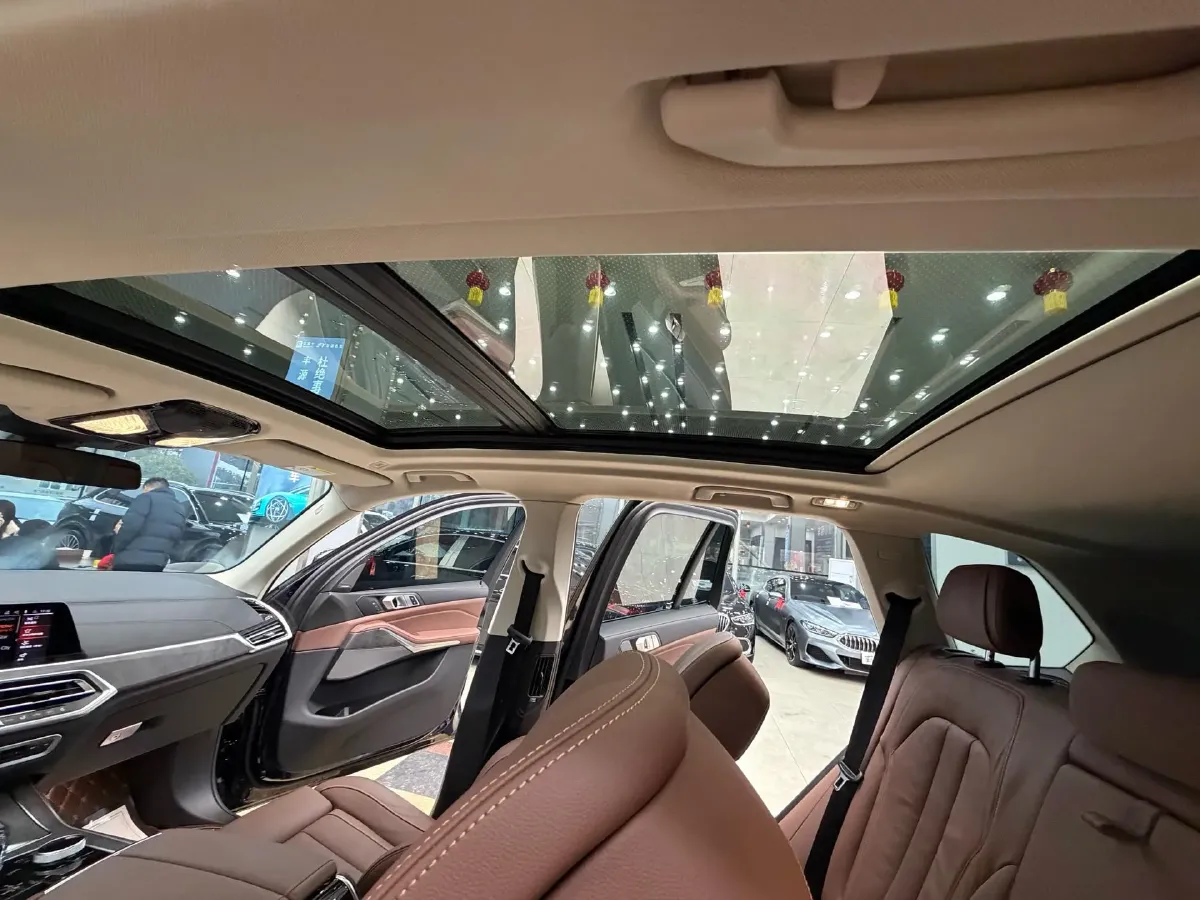 2020 BMW X5 3.0T 340HP L6 8AT,autocango,china used car exporter,china ev exporter,chinese used car exporter,chinese used ev exporter