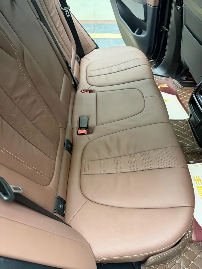 2020 BMW X5 3.0T 340HP L6 8AT,autocango,china used car exporter,china ev exporter,chinese used car exporter,chinese used ev exporter