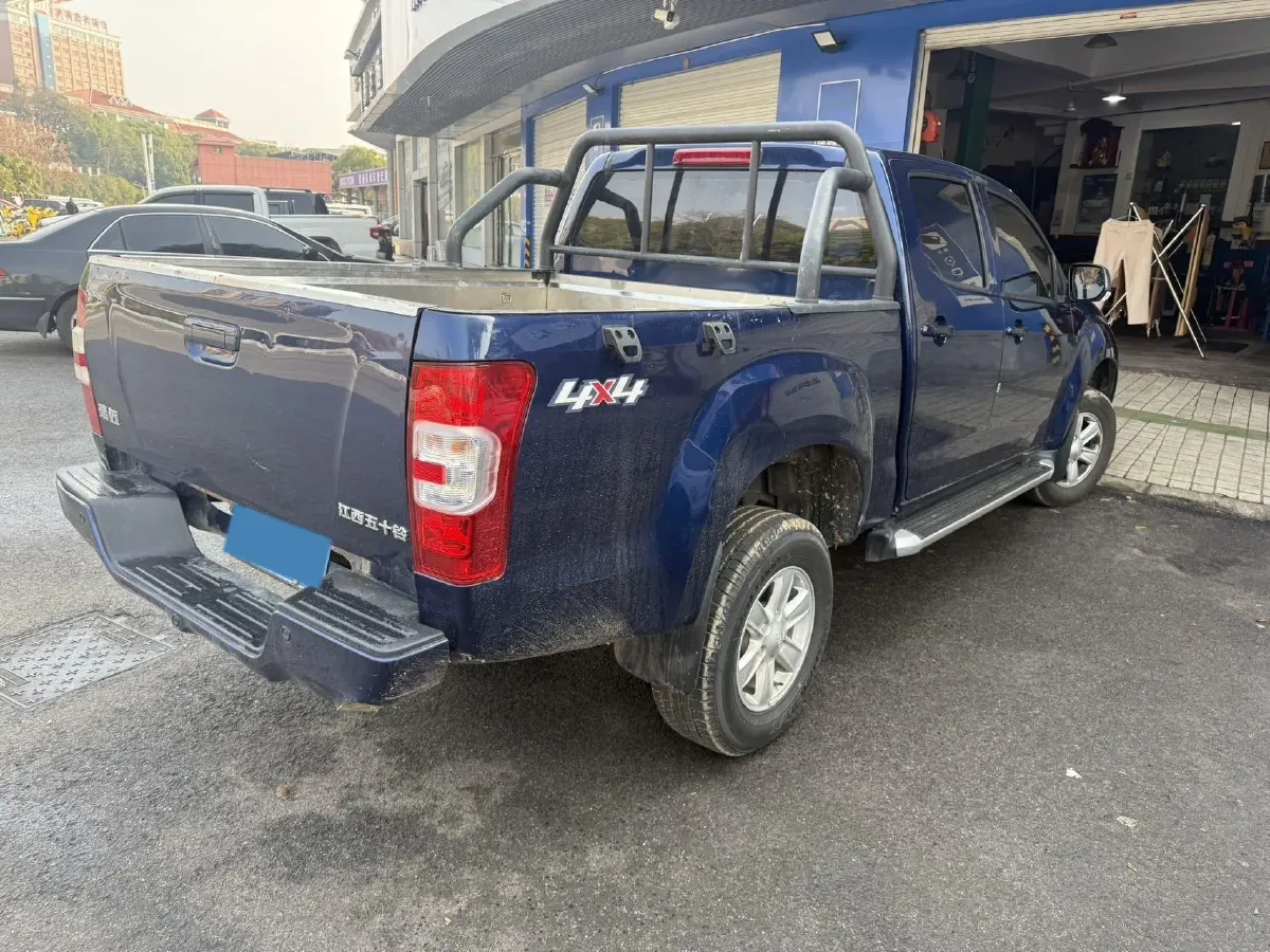 2024 Isuzu Jim 2.8T 120HP L4 5MT,autocango,china used car exporter,china ev exporter,chinese used car exporter,chinese used ev exporter
