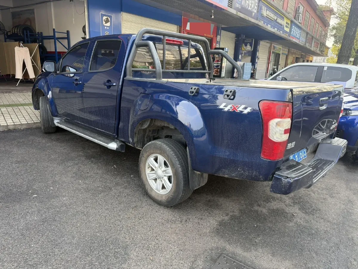 2024 Isuzu Jim 2.8T 120HP L4 5MT,autocango,china used car exporter,china ev exporter,chinese used car exporter,chinese used ev exporter