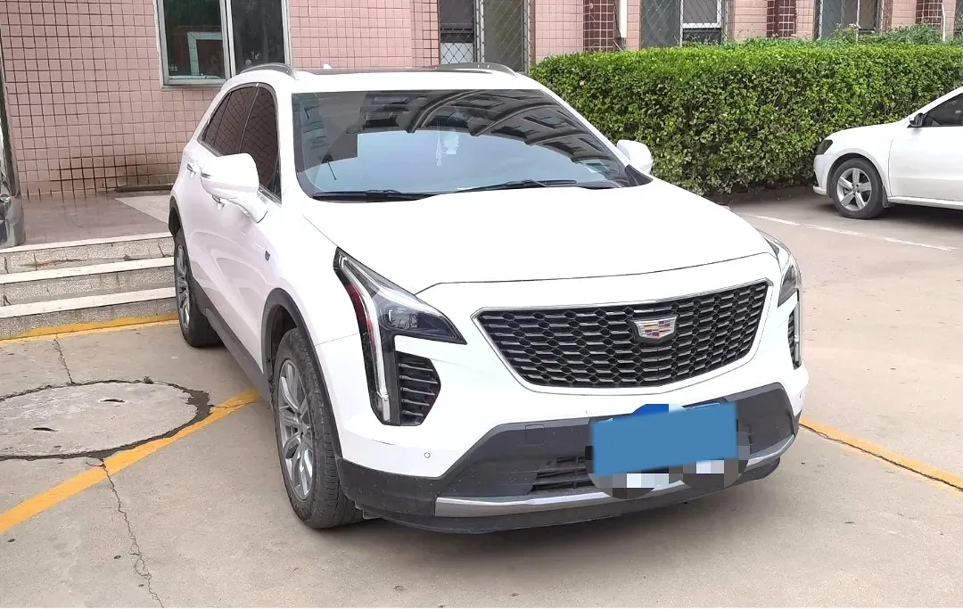 2021 Cadillac XT4 2.0T 237HP L4 9AT,autocango,china used car exporter,china ev exporter,chinese used car exporter,chinese used ev exporter