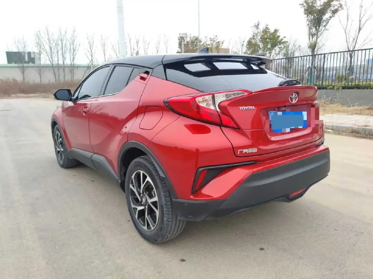 2020 Toyota C-HR 2.0L 171HP L4 CVT,autocango,china used car exporter,china ev exporter,chinese used car exporter,chinese used ev exporter