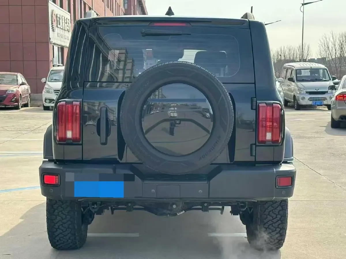 2021 Tank 300 2.0T 227HP L4 8AT,autocango,china used car exporter,china ev exporter,chinese used car exporter,chinese used ev exporter