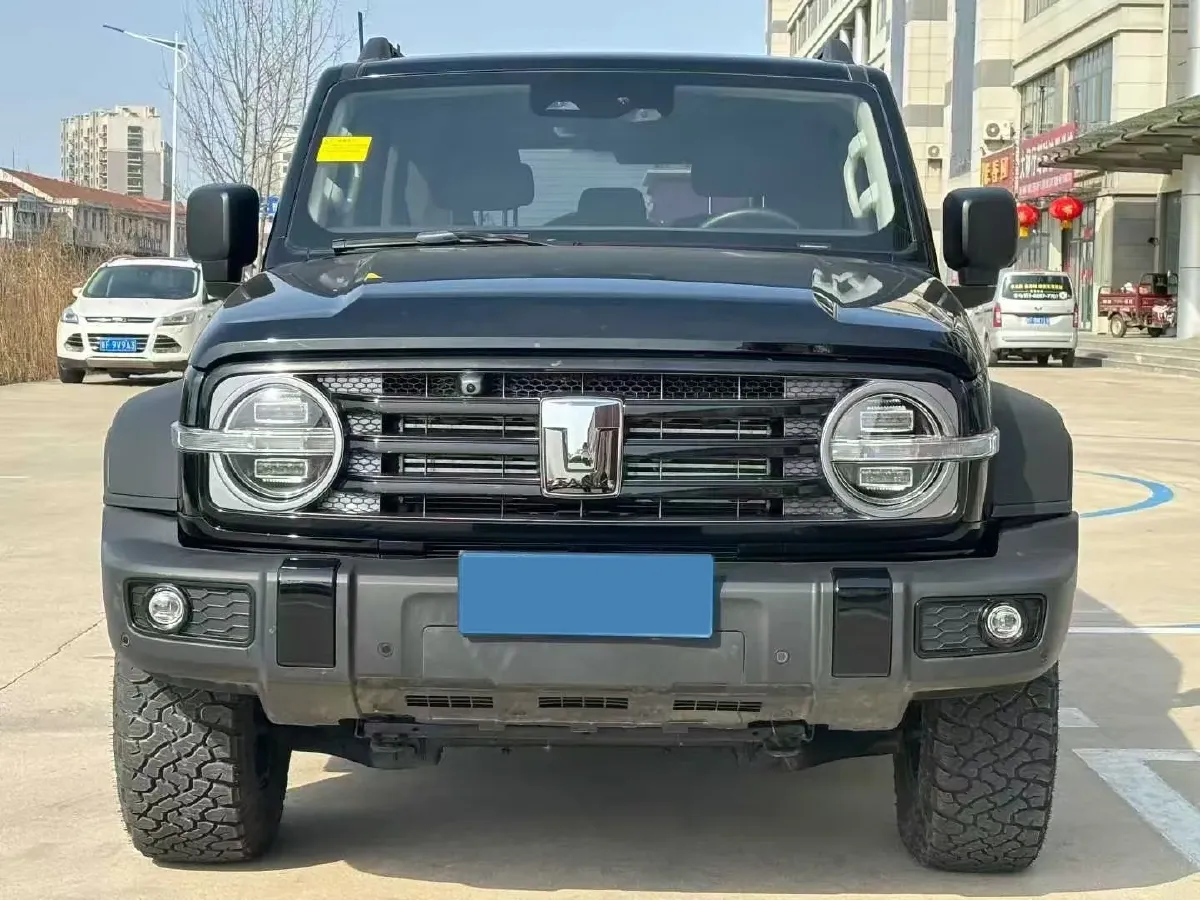 2021 Tank 300 2.0T 227HP L4 8AT,autocango,china used car exporter,china ev exporter,chinese used car exporter,chinese used ev exporter