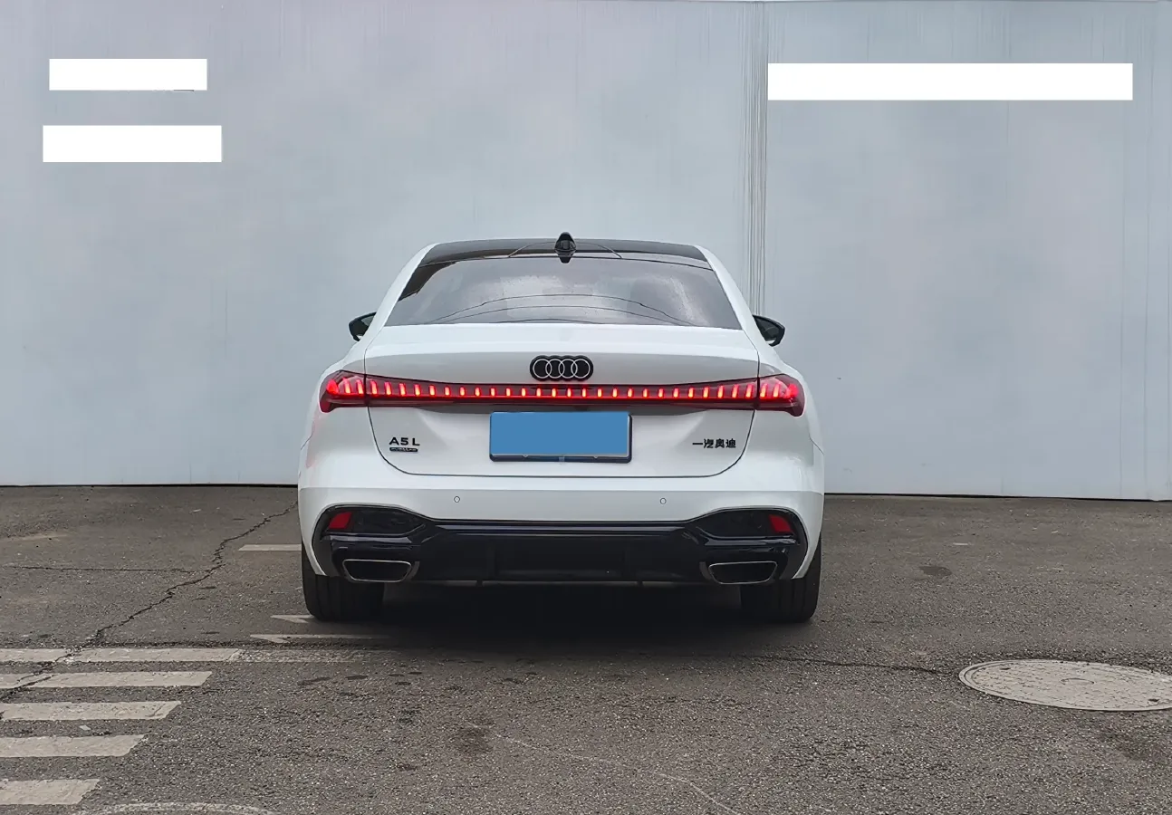 2026 Audi A5L 2.0T 204HP L4 7DCT,autocango,china used car exporter,china ev exporter,chinese used car exporter,chinese used ev exporter
