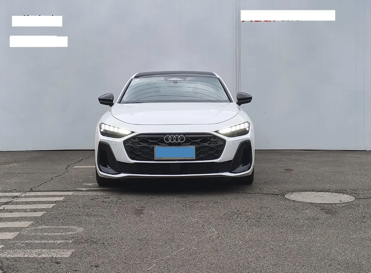 2026 Audi A5L 2.0T 204HP L4 7DCT,autocango,china used car exporter,china ev exporter,chinese used car exporter,chinese used ev exporter