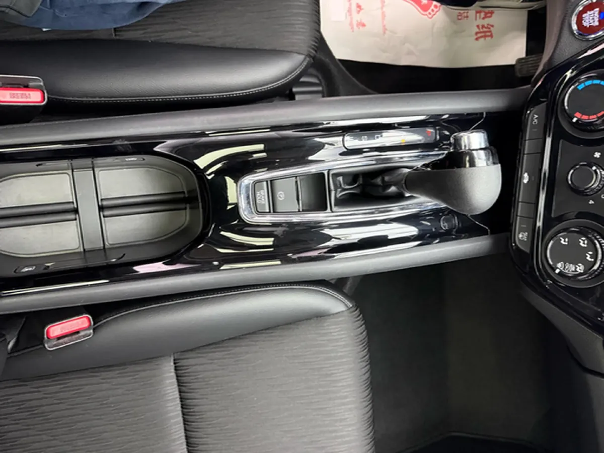 2022 Honda Vezel 1.5L 131HP L4 CVT,autocango,china used car exporter,china ev exporter,chinese used car exporter,chinese used ev exporter