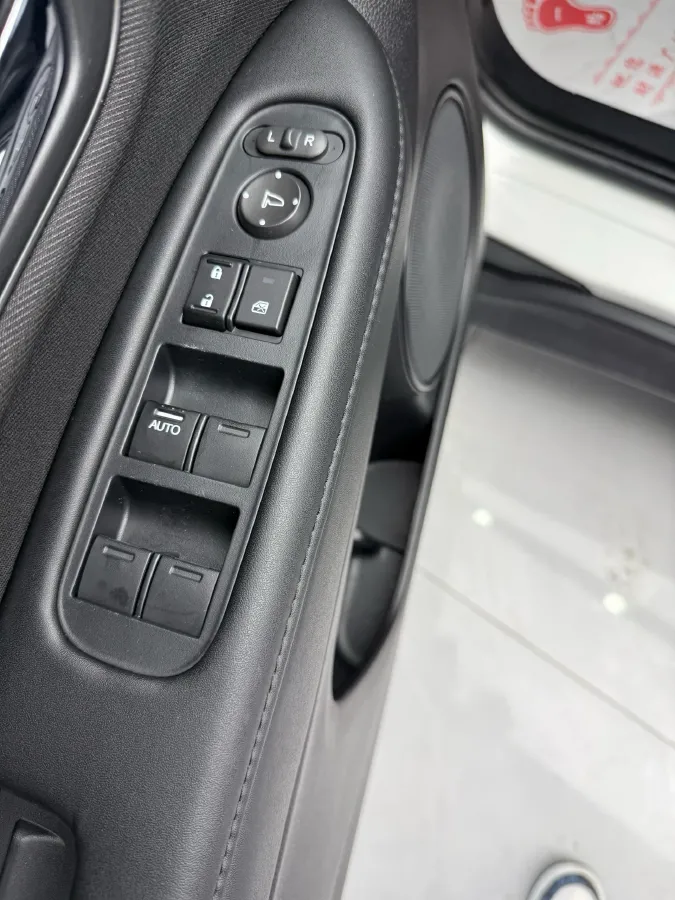 2022 Honda Vezel 1.5L 131HP L4 CVT,autocango,china used car exporter,china ev exporter,chinese used car exporter,chinese used ev exporter