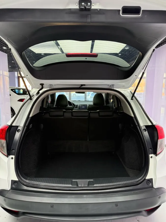 2022 Honda Vezel 1.5L 131HP L4 CVT,autocango,china used car exporter,china ev exporter,chinese used car exporter,chinese used ev exporter