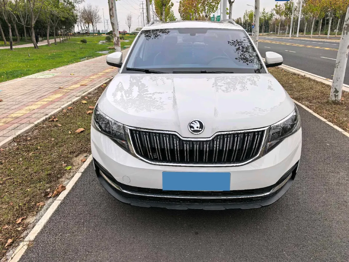 2021 Skoda Kamiq 1.5L 112HP L4 6AT,autocango,china used car exporter,china ev exporter,chinese used car exporter,chinese used ev exporter