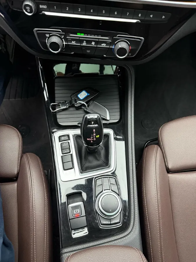 2022 BMW 1 Series 1.5T 140HP L3 7DCT,autocango,china used car exporter,china ev exporter,chinese used car exporter,chinese used ev exporter