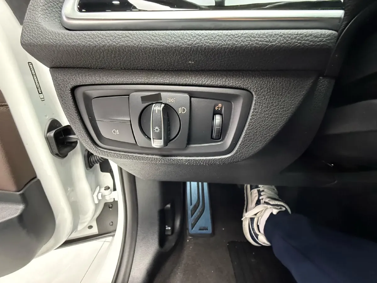 2022 BMW 1 Series 1.5T 140HP L3 7DCT,autocango,china used car exporter,china ev exporter,chinese used car exporter,chinese used ev exporter