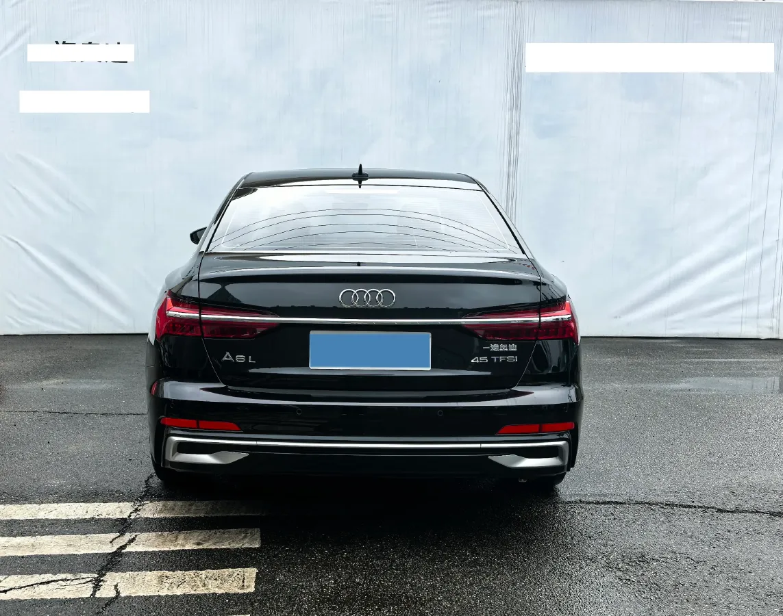 2023 Audi A6L 2.0T 245HP L4 7DCT,autocango,china used car exporter,china ev exporter,chinese used car exporter,chinese used ev exporter