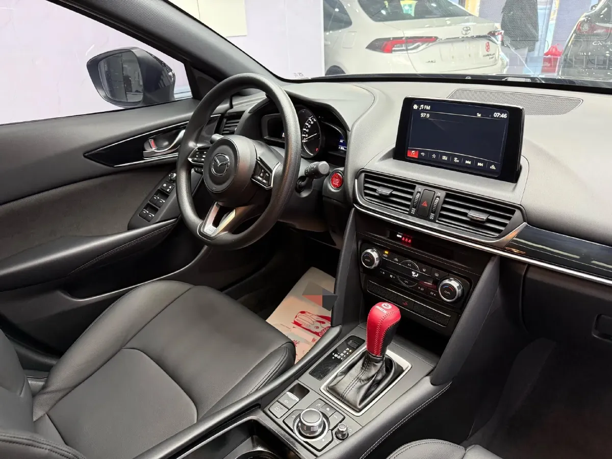 2021 Mazda CX-4 2.0L 158HP L4 6AT,autocango,china used car exporter,china ev exporter,chinese used car exporter,chinese used ev exporter