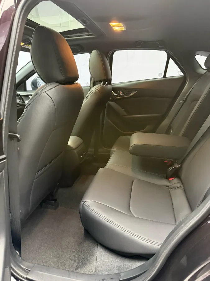 2021 Mazda CX-4 2.0L 158HP L4 6AT,autocango,china used car exporter,china ev exporter,chinese used car exporter,chinese used ev exporter