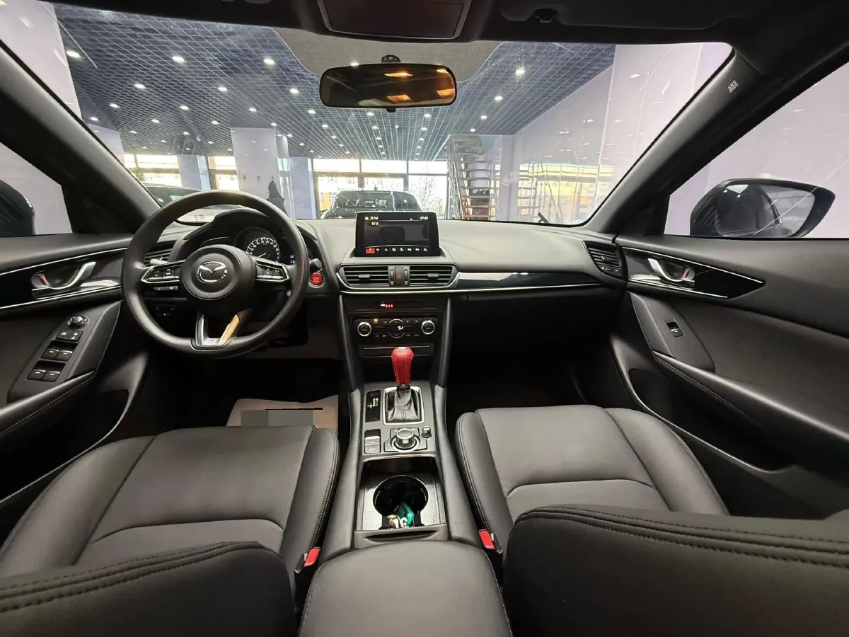 2021 Mazda CX-4 2.0L 158HP L4 6AT,autocango,china used car exporter,china ev exporter,chinese used car exporter,chinese used ev exporter