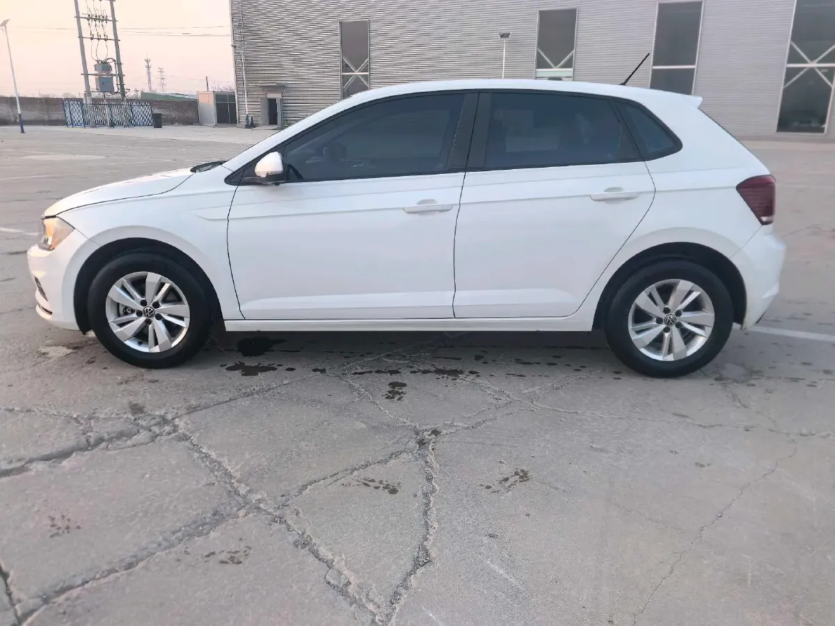 2023 Volkswagen Polo 1.5L 113HP L4 6AT,autocango,china used car exporter,china ev exporter,chinese used car exporter,chinese used ev exporter