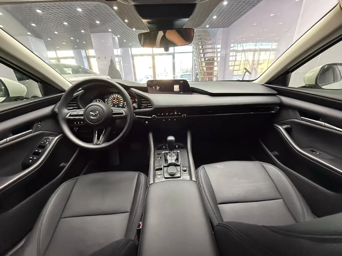 2021 Mazda 3 Axela 1.5L 117HP L4 6AT,autocango,china used car exporter,china ev exporter,chinese used car exporter,chinese used ev exporter