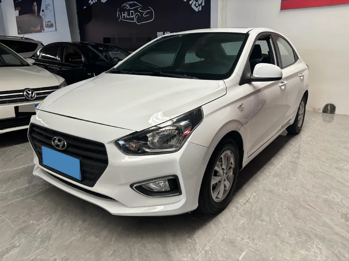 2017 Hyundai Reina 1.4L 95HP L4 4AT,autocango,china used car exporter,china ev exporter,chinese used car exporter,chinese used ev exporter