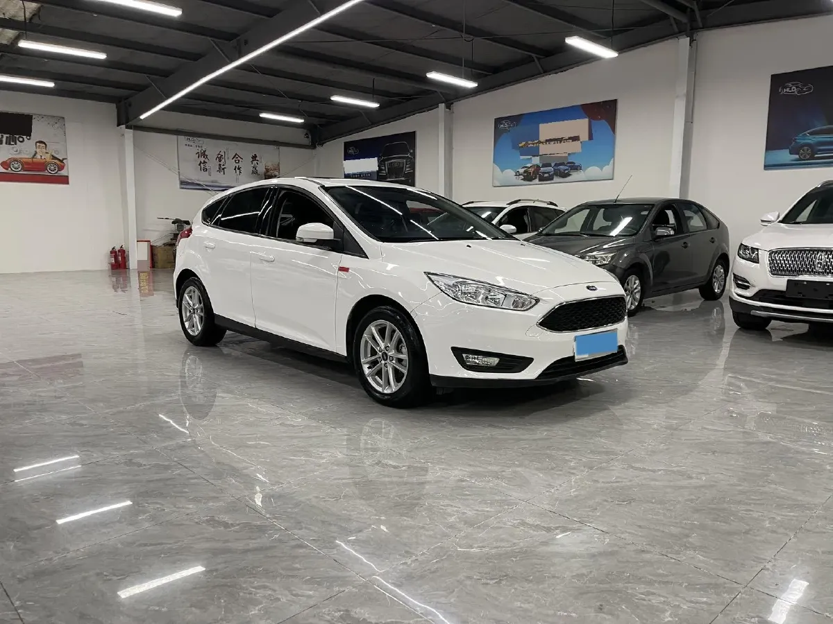 2018 Ford Focus 1.6L 125HP L4 6DCT,autocango,china used car exporter,china ev exporter,chinese used car exporter,chinese used ev exporter