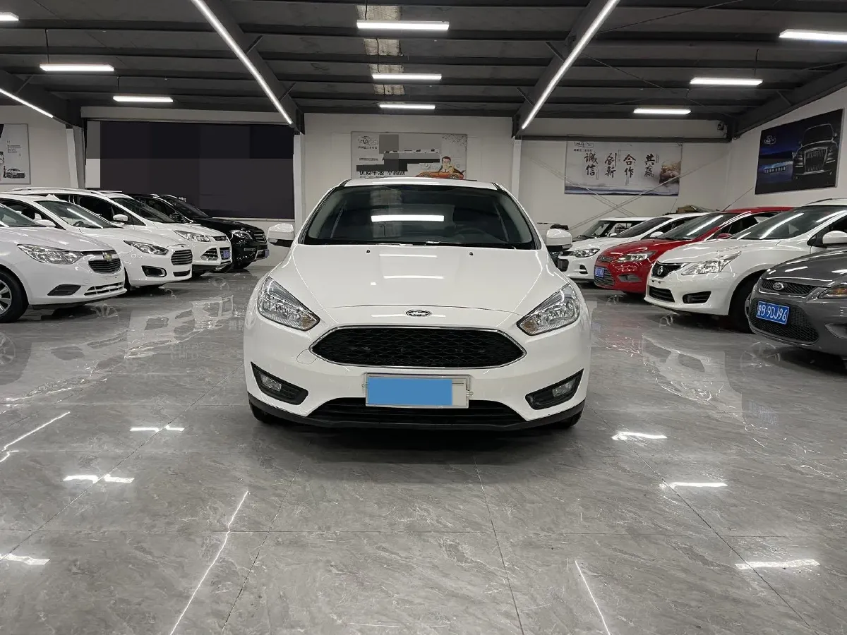 2018 Ford Focus 1.6L 125HP L4 6DCT,autocango,china used car exporter,china ev exporter,chinese used car exporter,chinese used ev exporter