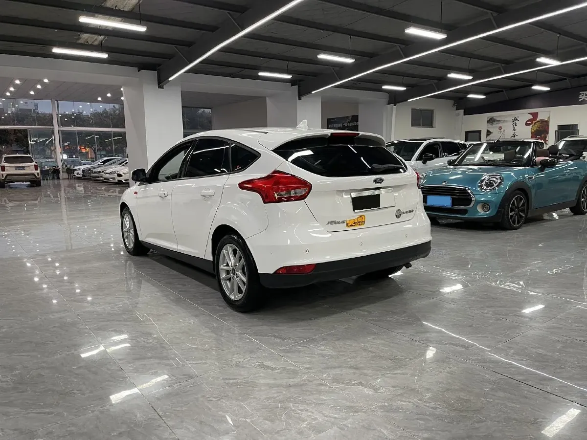 2018 Ford Focus 1.6L 125HP L4 6DCT,autocango,china used car exporter,china ev exporter,chinese used car exporter,chinese used ev exporter