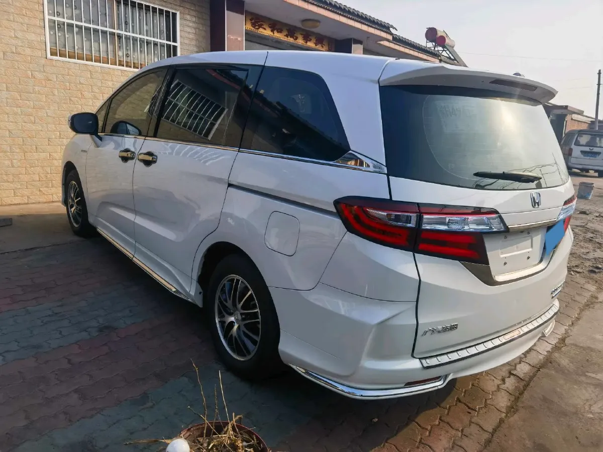 2021 Honda Odyssey 2.0L 146HP L4 E-CVT Hybrid,autocango,china used car exporter,china ev exporter,chinese used car exporter,chinese used ev exporter