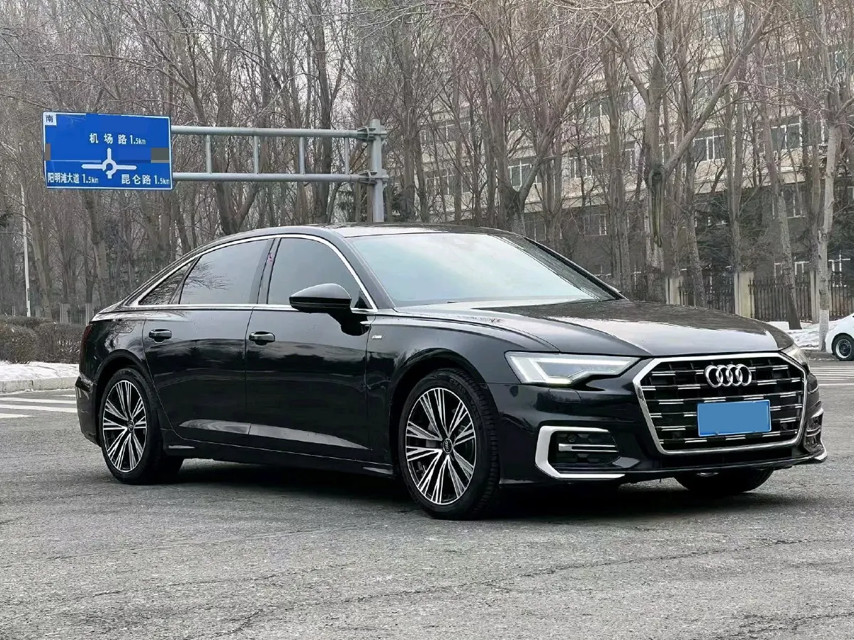 2020 Audi A6L 2.0T 224HP L4 7DCT,autocango,china used car exporter,china ev exporter,chinese used car exporter,chinese used ev exporter