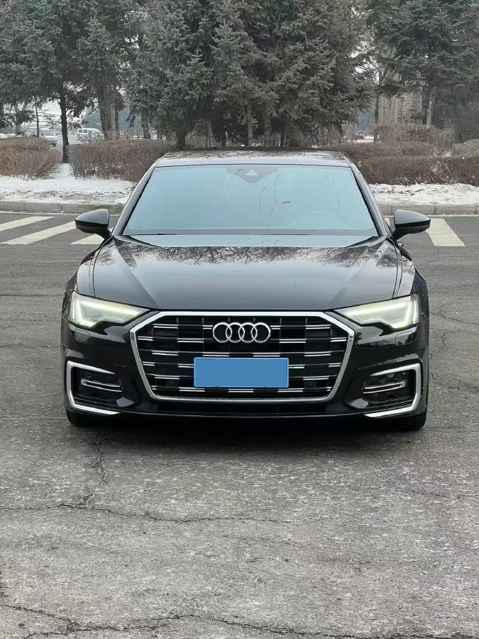 2020 Audi A6L 2.0T 224HP L4 7DCT,autocango,china used car exporter,china ev exporter,chinese used car exporter,chinese used ev exporter