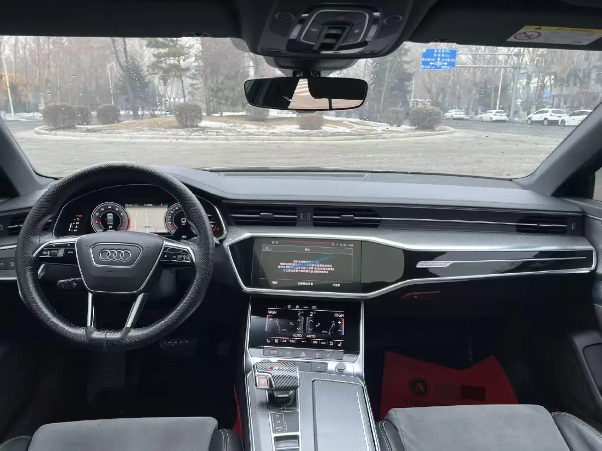 2021 Audi A6L 2.0T 224HP L4 7DCT,autocango,china used car exporter,china ev exporter,chinese used car exporter,chinese used ev exporter