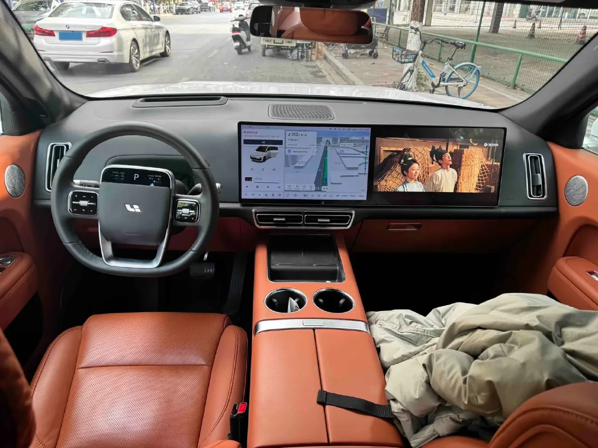 2023 Li L7 Range Extended 154HP REEV 40.9KWH,autocango,china used car exporter,china ev exporter,chinese used car exporter,chinese used ev exporter