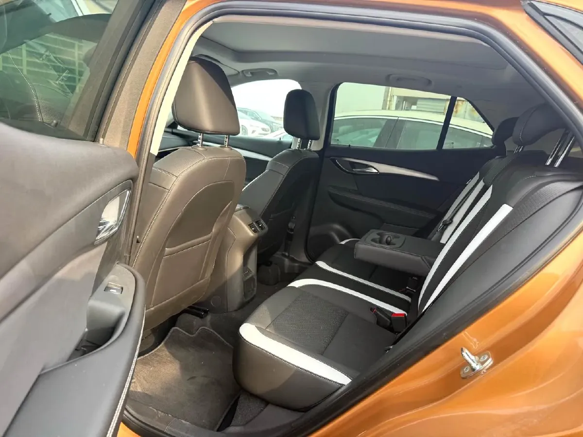 2024 Buick EnvisionS 2.0T 237HP L4 9AT,autocango,china used car exporter,china ev exporter,chinese used car exporter,chinese used ev exporter