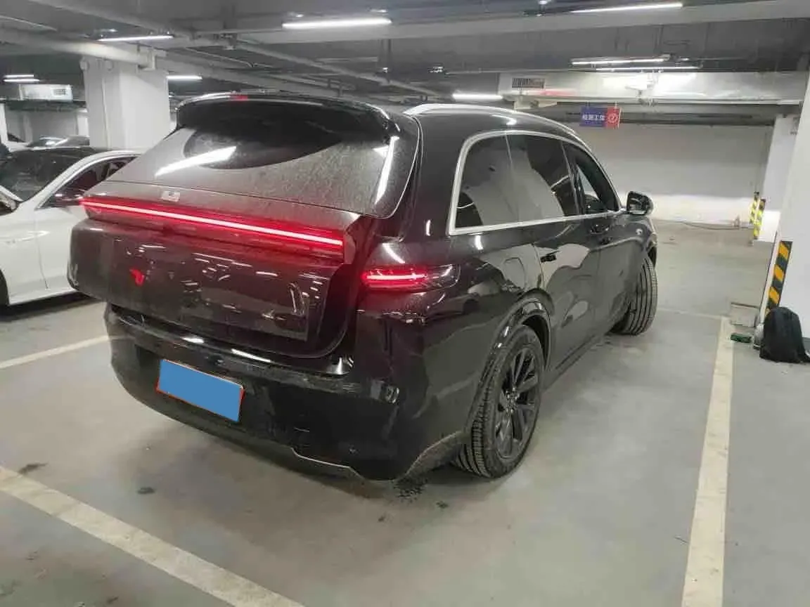 2023 Li L8 Range Extended 154HP REEV 40.9KWH,autocango,china used car exporter,china ev exporter,chinese used car exporter,chinese used ev exporter