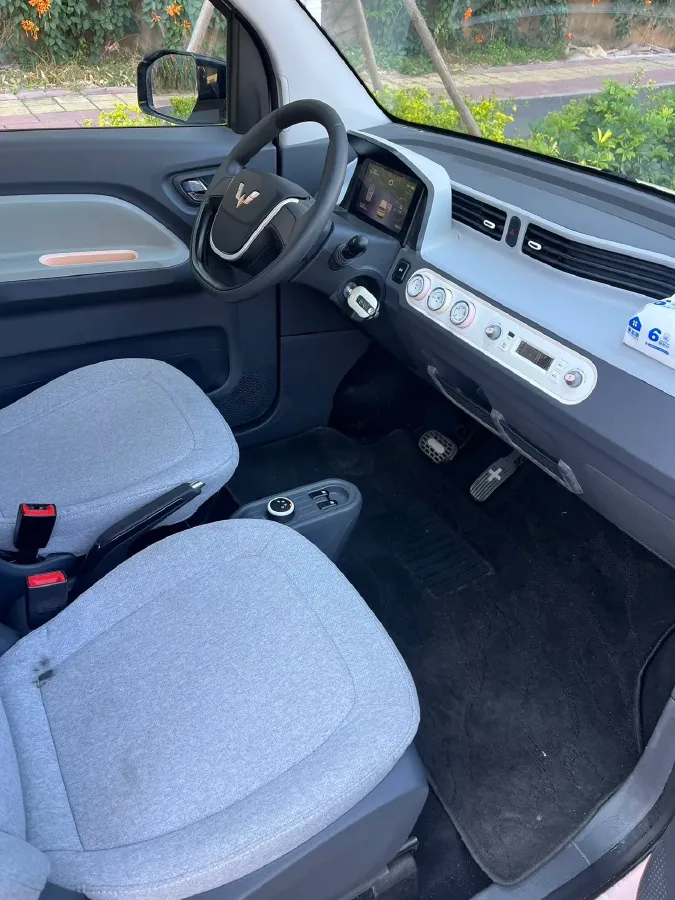 2022 WuLing HongGuang MINI EV BEV 9.3KWH,autocango,china used car exporter,china ev exporter,chinese used car exporter,chinese used ev exporter