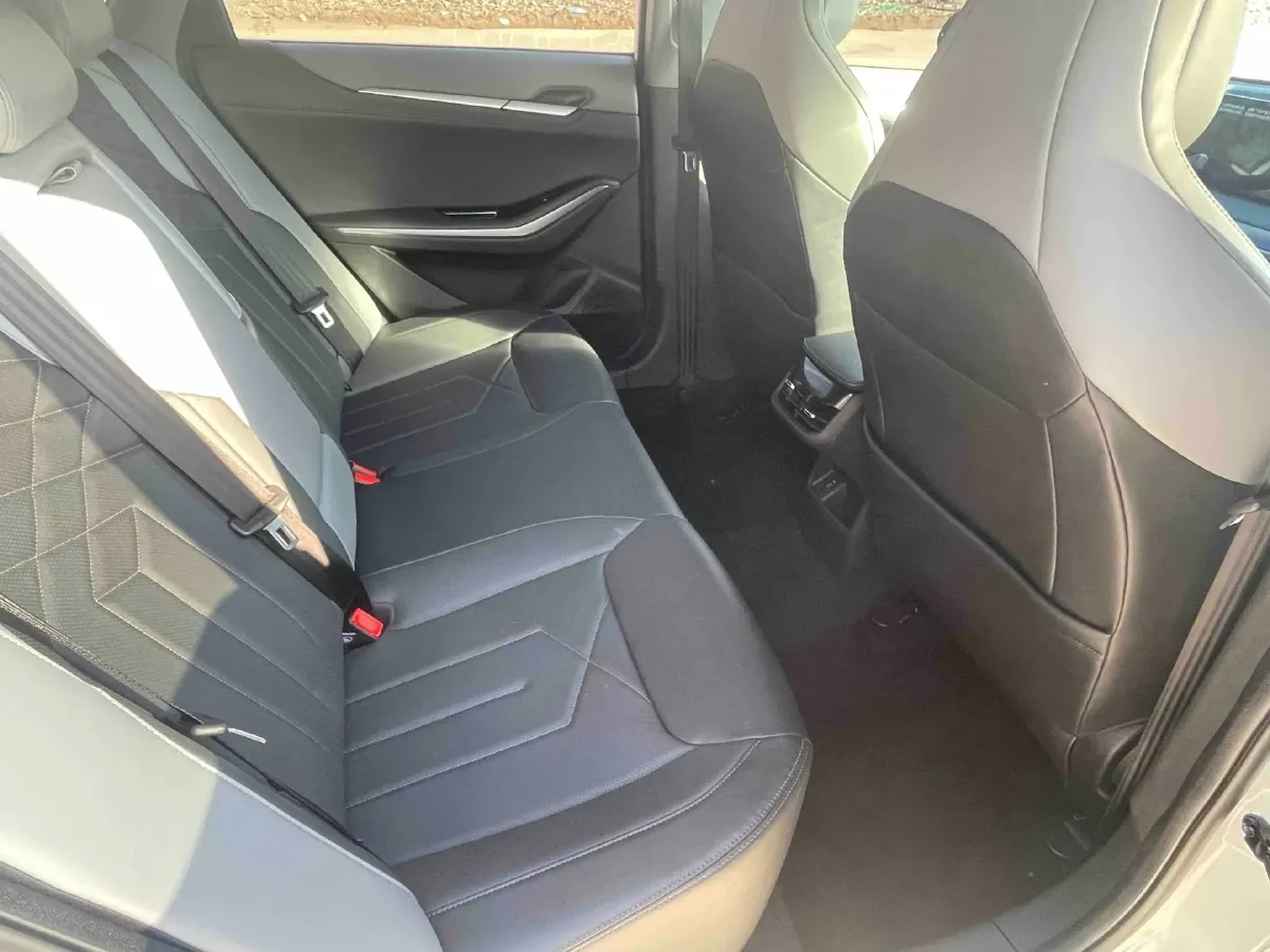 2024 ChangAn Raeton Plus 1.5T 188HP L4 7DCT,autocango,china used car exporter,china ev exporter,chinese used car exporter,chinese used ev exporter