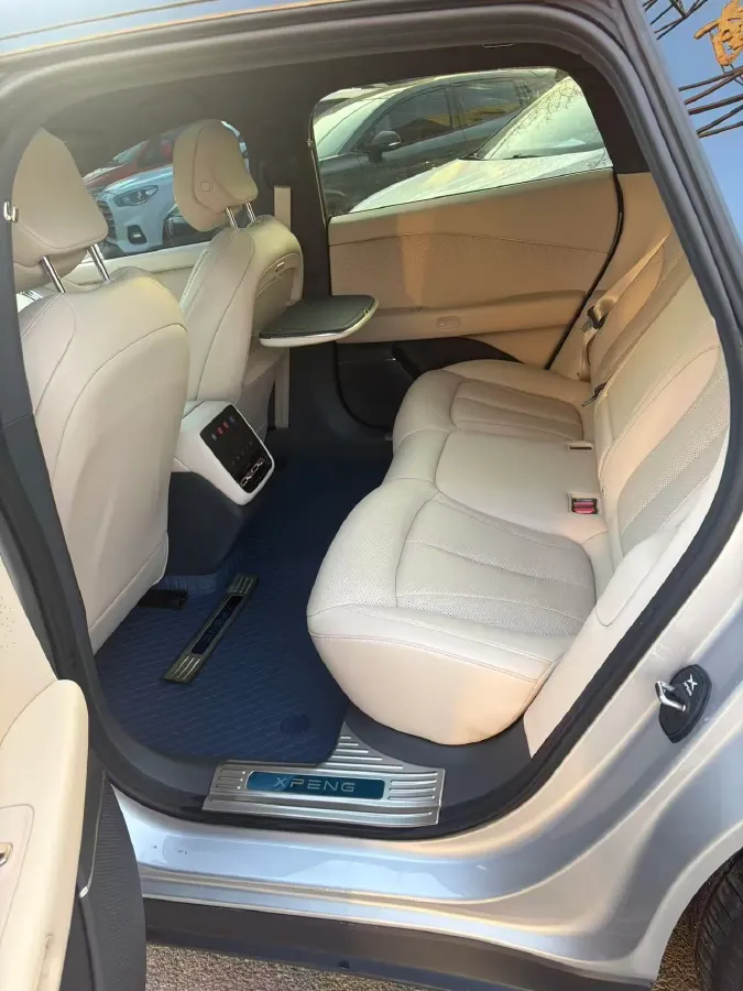 2024 Xpeng P7+ BEV 60.7KWH,autocango,china used car exporter,china ev exporter,chinese used car exporter,chinese used ev exporter