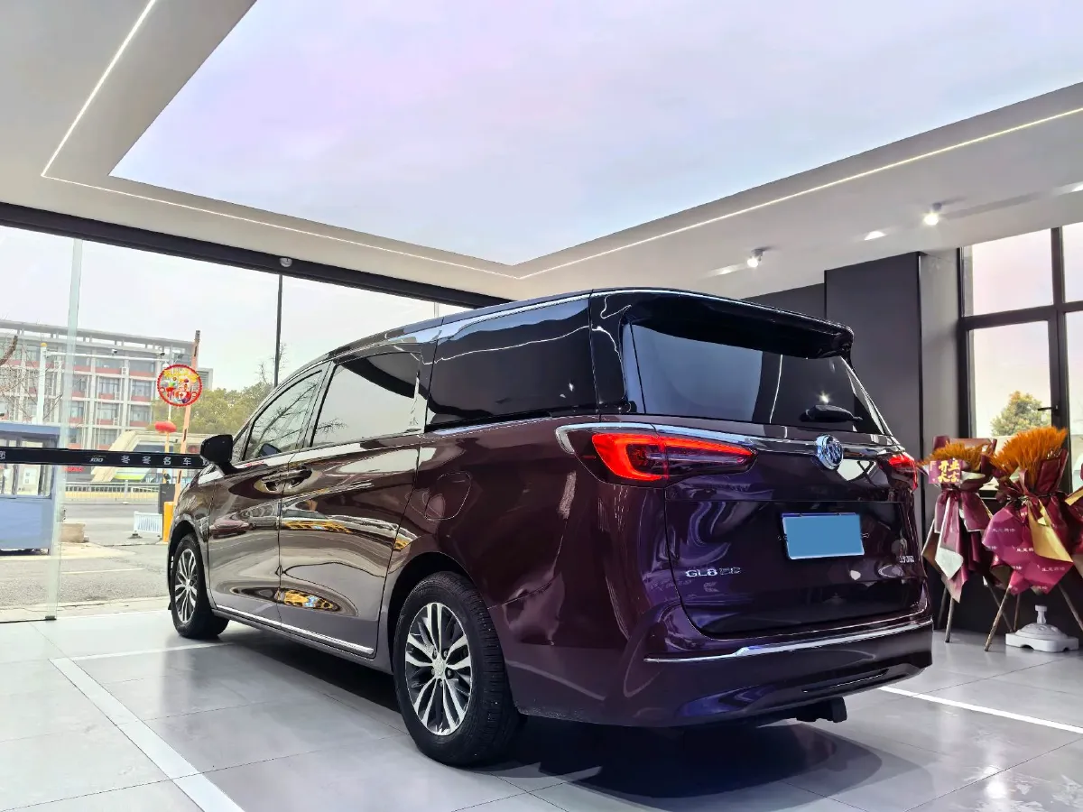 2023 Buick GL8 2.0T 237HP L4 9AT,autocango,china used car exporter,china ev exporter,chinese used car exporter,chinese used ev exporter