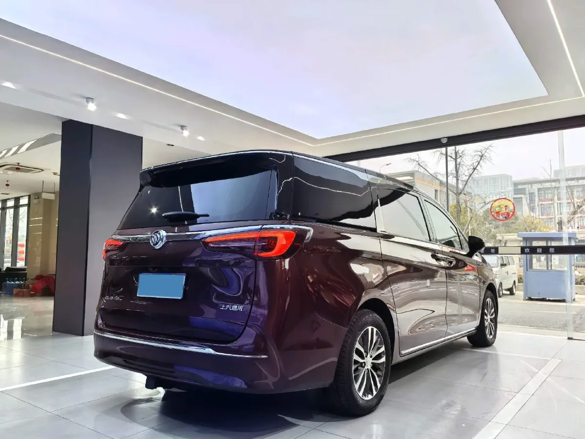 2023 Buick GL8 2.0T 237HP L4 9AT,autocango,china used car exporter,china ev exporter,chinese used car exporter,chinese used ev exporter