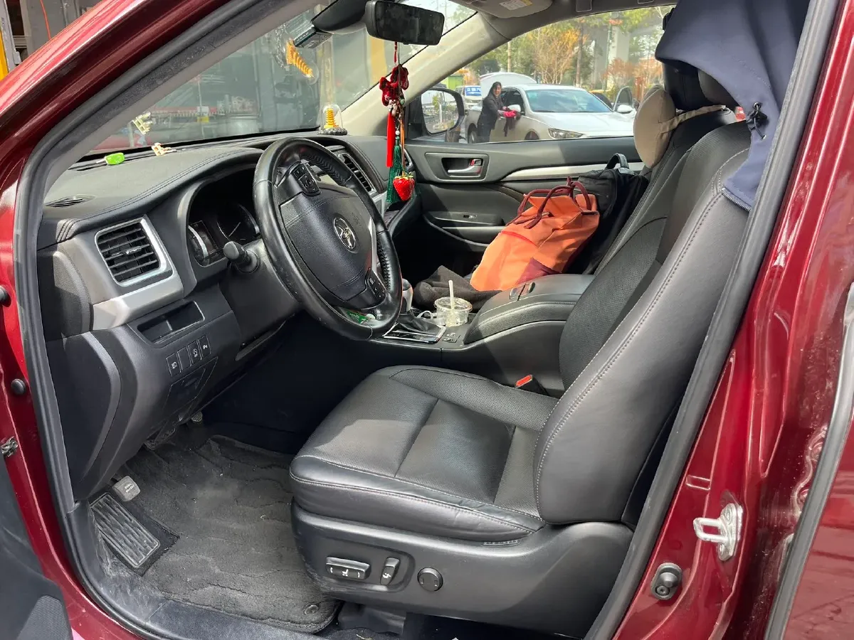 2019 Lincoln MKC 2.0T 203HP L4 6AT,autocango,china used car exporter,china ev exporter,chinese used car exporter,chinese used ev exporter