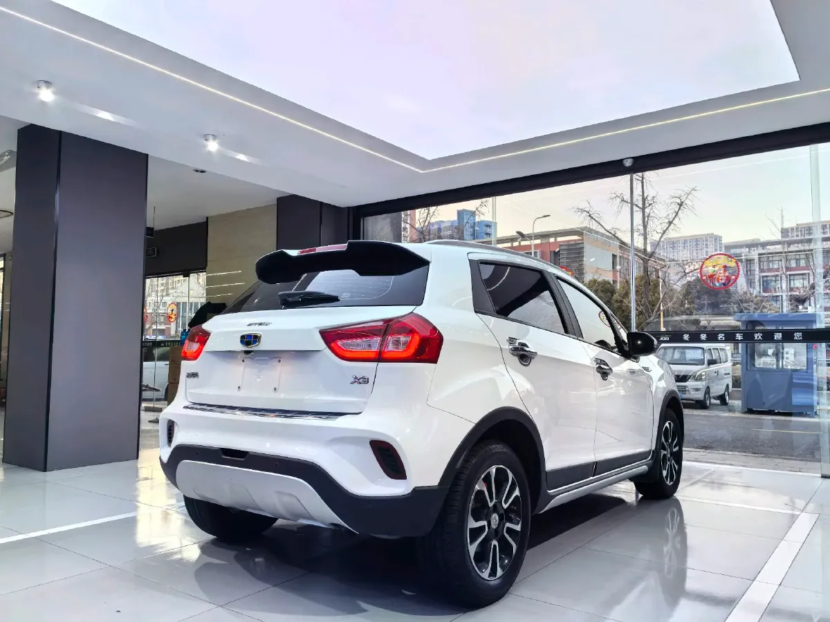 2017 Geely Vision X3 1.5L 102HP L4 4AT,autocango,china used car exporter,china ev exporter,chinese used car exporter,chinese used ev exporter