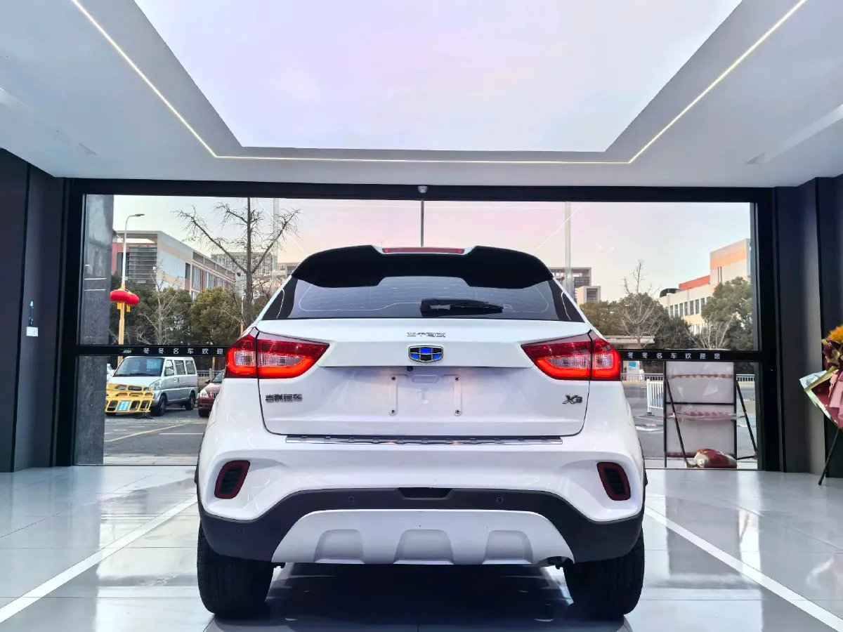 2017 Geely Vision X3 1.5L 102HP L4 4AT,autocango,china used car exporter,china ev exporter,chinese used car exporter,chinese used ev exporter