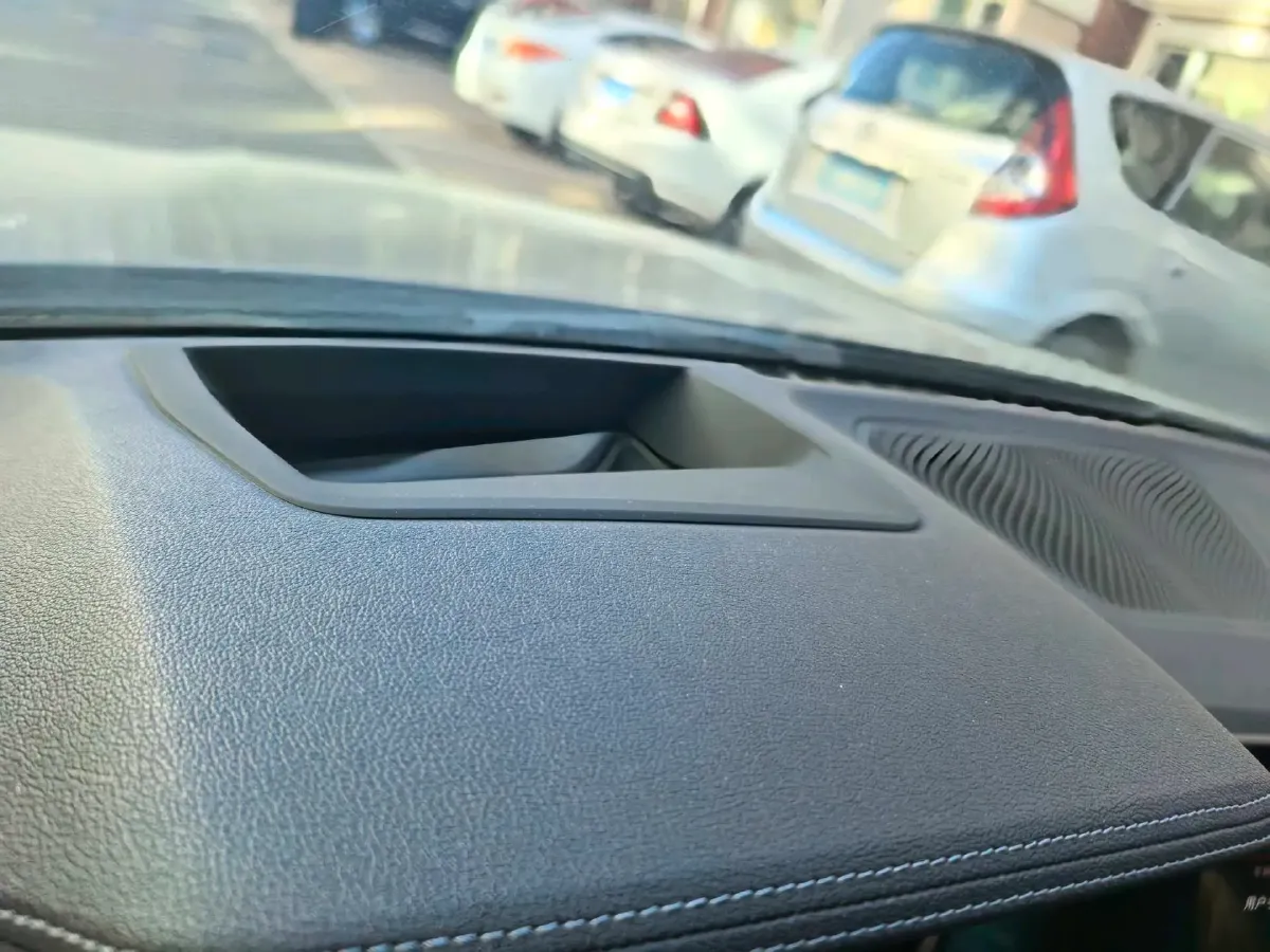 2020 BMW 3 Series 2.0T 184HP L4 8AT,autocango,china used car exporter,china ev exporter,chinese used car exporter,chinese used ev exporter