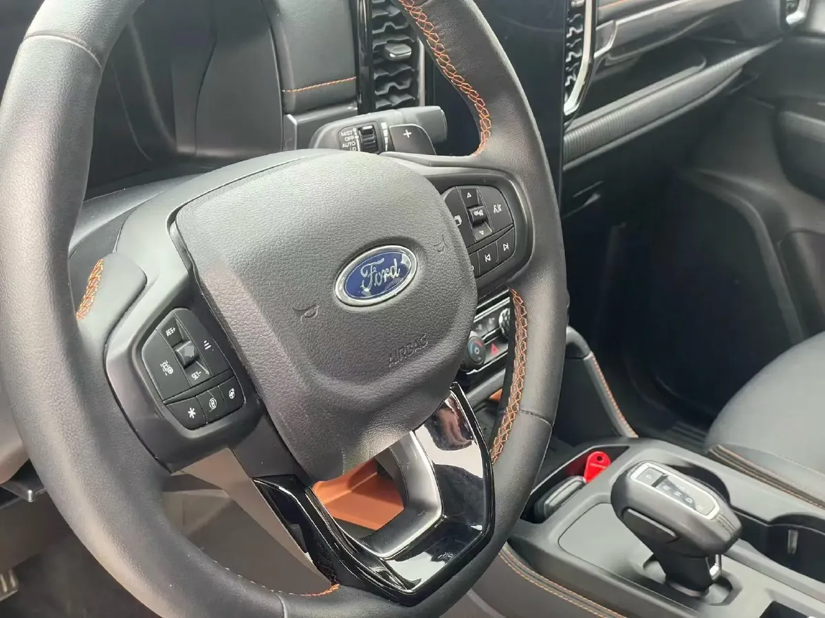 2023 Ford Ranger 2.3T 258HP L4 8AT,autocango,china used car exporter,china ev exporter,chinese used car exporter,chinese used ev exporter