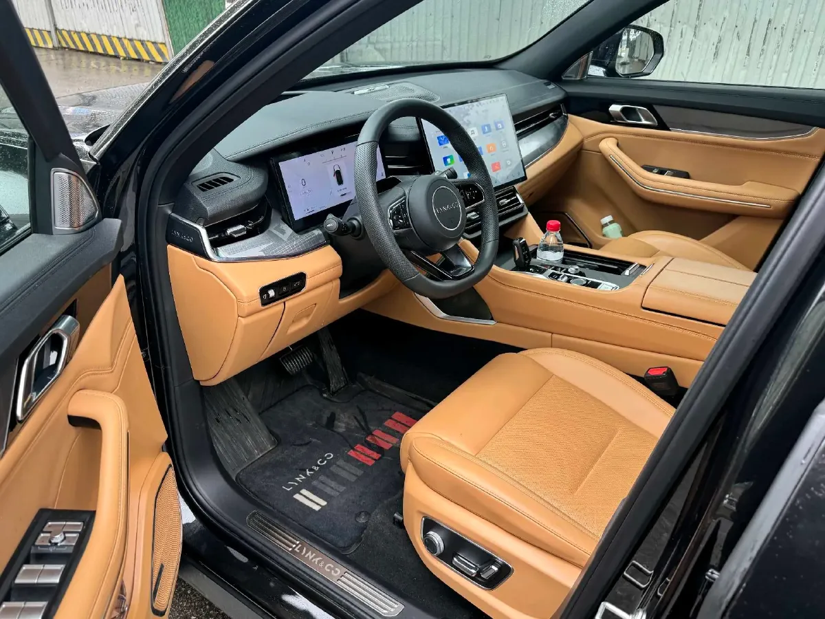 2025 LYNK&CO 09 EM-P 2.0T 254HP L4 3DHT PHEV,autocango,china used car exporter,china ev exporter,chinese used car exporter,chinese used ev exporter