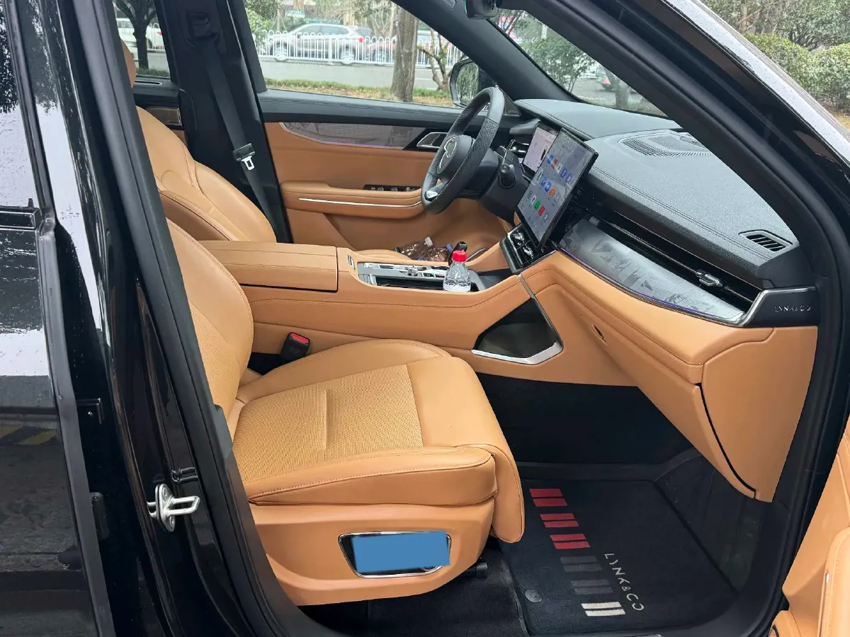 2025 LYNK&CO 09 EM-P 2.0T 254HP L4 3DHT PHEV,autocango,china used car exporter,china ev exporter,chinese used car exporter,chinese used ev exporter