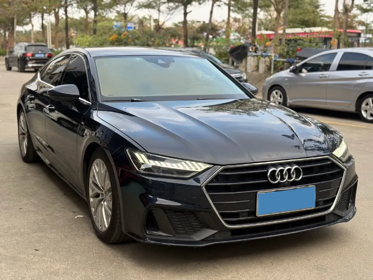 2020 Audi A7 2.0T 245HP L4 7DCT,autocango,china used car exporter,china ev exporter,chinese used car exporter,chinese used ev exporter
