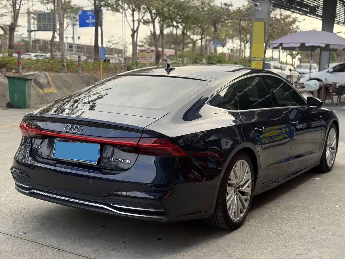 2020 Audi A7 2.0T 245HP L4 7DCT,autocango,china used car exporter,china ev exporter,chinese used car exporter,chinese used ev exporter