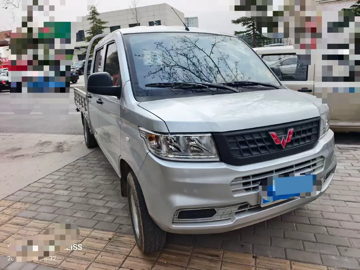 2023 WuLing RongGuang New Truck 2.0L 136HP L4 5MT,autocango,china used car exporter,china ev exporter,chinese used car exporter,chinese used ev exporter